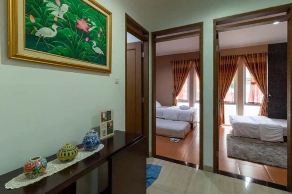 Spacious, White-Villa Belgareti @Kiara Condong Бандунг Экстерьер фото